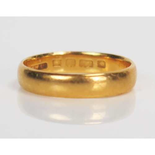 334 - Victorian 22ct Gold Wedding Band, 4mm wide, size P, 4.5g, London 1866, W.W.Ld.