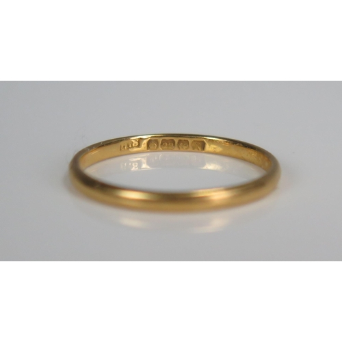 373 - 22ct Gold Wedding Band, 2mm wide, size K.5, 1.4g