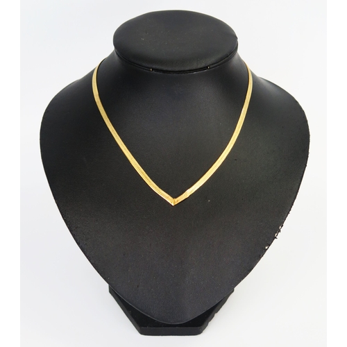 394 - 9ct Gold Necklace, 4.5g