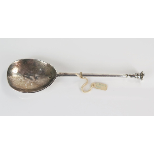 503 - Charles I Silver Seal Top Spoon, leopard's head to the top of bowl and maker II (see p. 83 in Jackso... 