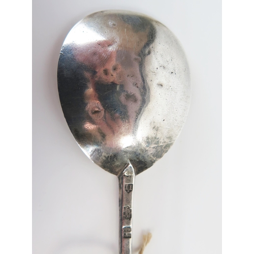 503 - Charles I Silver Seal Top Spoon, leopard's head to the top of bowl and maker II (see p. 83 in Jackso... 