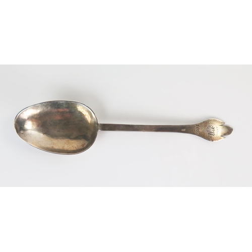 507 - William and Mary Silver Trifid Spoon with engraved rat tail to the back of the bowl, pricked IT EH 1... 