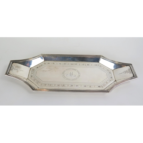 532 - A George III silver snuffer tray, of angular form, engraved and bright cut decoration with reeded bo... 