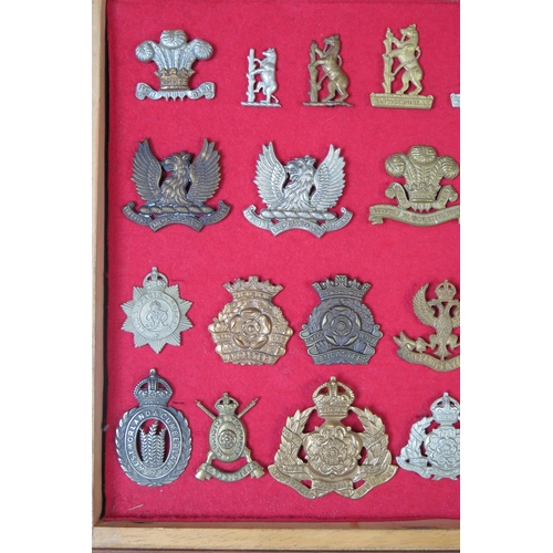 147 - Collection of Military Cap Badges including Warwickshire, Yorkshire Yeomanry, Shropshire Yeomanry, Q... 