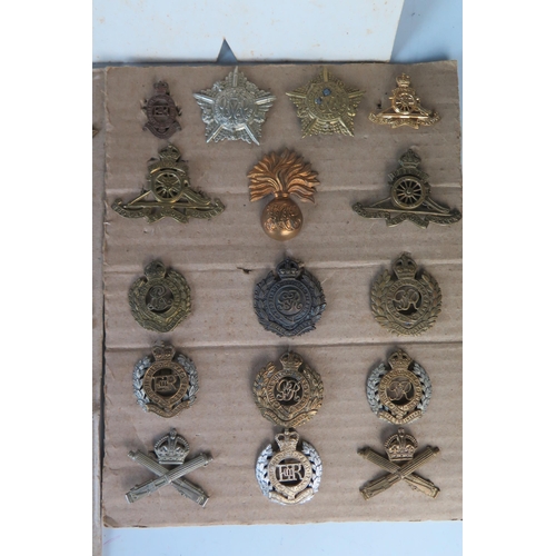 171 - Collection of Military Cap Badges including R.N.D., Royal Marines, Navy, Scottish King's Borderers, ... 