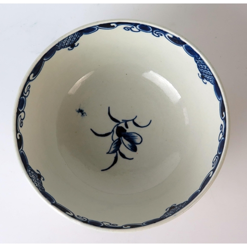 254 - Late 18th Century Worcester Blue and White Slop Bowl, 15.5x7cm.