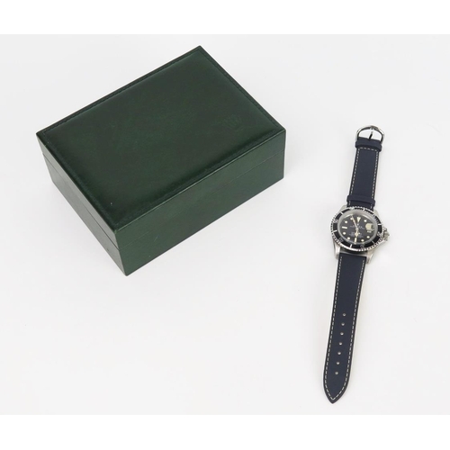 1286 - A Rolex Ref: 1680 Oyster Perpetual Date Submariner gents wristwatch, case no. 2292644, with 30mm bla... 