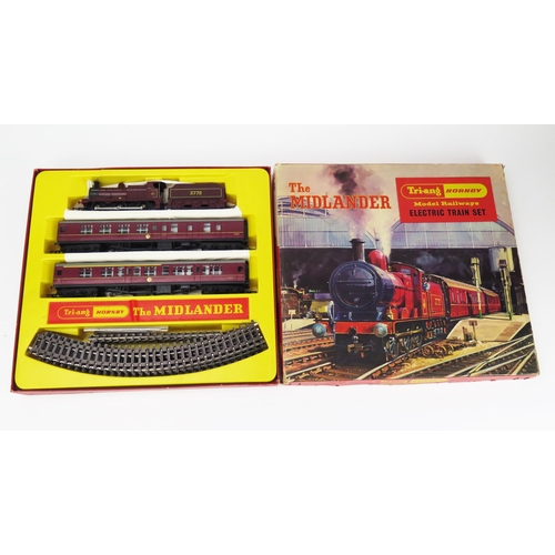 2067 - Triang Hornby OO Gauge RS8 The Midlander Train Set with R251 Class 3F Loco and Tender Maroon 3775 - ... 