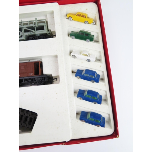 2073 - Triang Hornby OO Gauge RS62 Car-A-Belle Train Set with unusual white plastic tray, Class 3F Jinty Ta... 