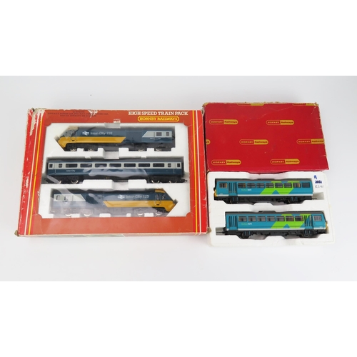 2111 - Hornby OO Gauge Train Pack pair - (1) R332 with R370 HST Power Car, R371 and R426, (2) R2161 Norther... 