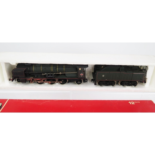 2165 - Jouef OO Gauge Loco Pair - (1) 8355 4-6-2 Vapeur Pacific Steam Loco, (2) 8913 BR Type 4 Class - exce... 