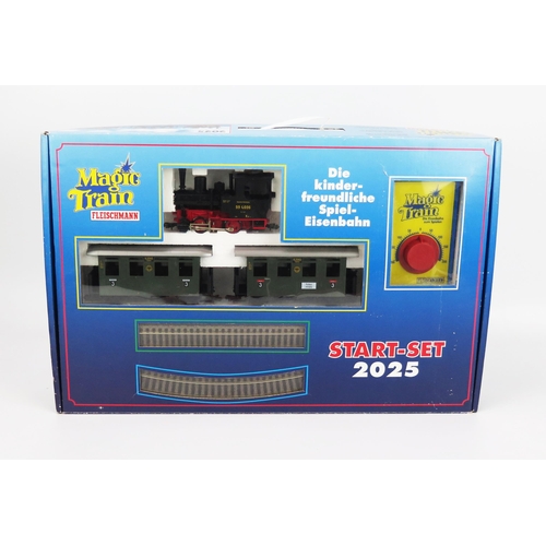 2174 - Fleischmann HO /OO Gauge 2025 Magic Train Start-Set - excellent in box