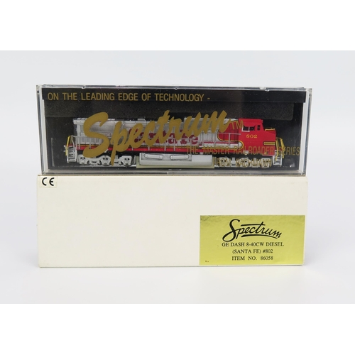 2187 - Bachmann Spectrum N Gauge 86058 GE Dash 8-40CW Diesel 