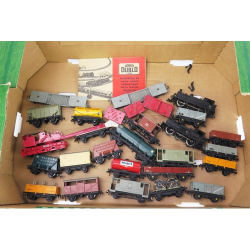 2241 - Hornby Dublo OO Gauge Group including two locos, rolling stock, crane