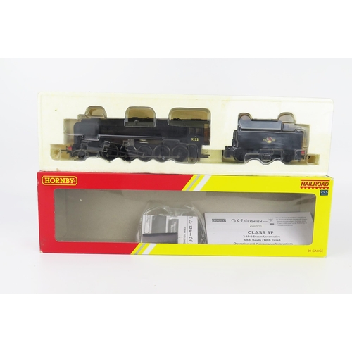 2265 - Hornby OO Gauge R2880 BR Class 9F 2-10-0 No.92221 DCC Ready - excellent in box