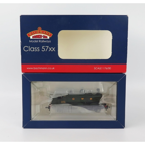 2304 - Bachmann OO Gauge 32-215 Class 57XX Pannier Tank No.5775 GWR Green - excellent in box