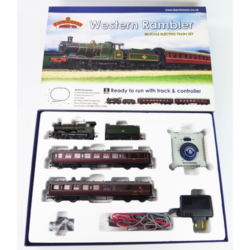 2316 - Bachmann OO Gauge 30-052 Western Rambler Electric Train Set with Collet Goods Loco No.2244 and 2 Col... 