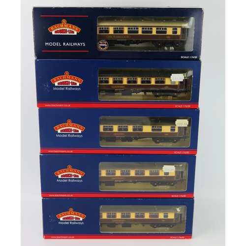 2320 - Bachmann OO Gauge BR Mk1 Pullman Group of 5 Umber/Cream including 39-280B First Kitchen 