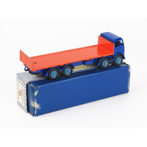 2453 - Dinky 903 Foden Flat Truck with Tailboard (2nd type cab) - violet blue cab and chassis, orange back,... 