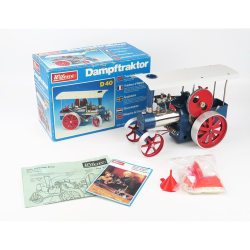 2586 - Wilesco D40 Dampftraktor Steam Traction Engine in blue/red/silver/white - excellent, never used in b... 