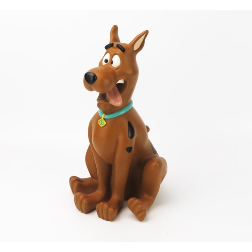 2600 - Warner Bros Scooby-Doo Resin Figure (31.5cm tall)