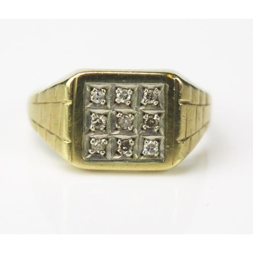 833 - A 9ct Gold Gentleman's Signet Ring, with white stone checker board, hallmark indistinct, ring size Q... 