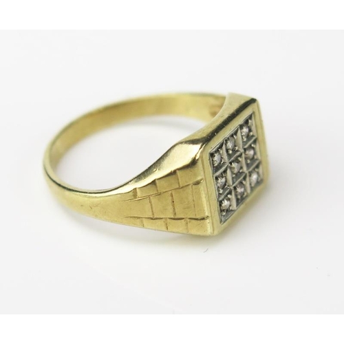 833 - A 9ct Gold Gentleman's Signet Ring, with white stone checker board, hallmark indistinct, ring size Q... 