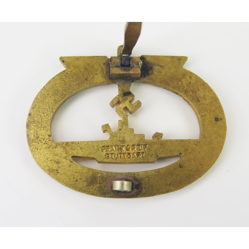 1009 - A German Kreigsmarine U-Boat War Badge, stamped to the reverse Frank & Reif, Stuttgart.