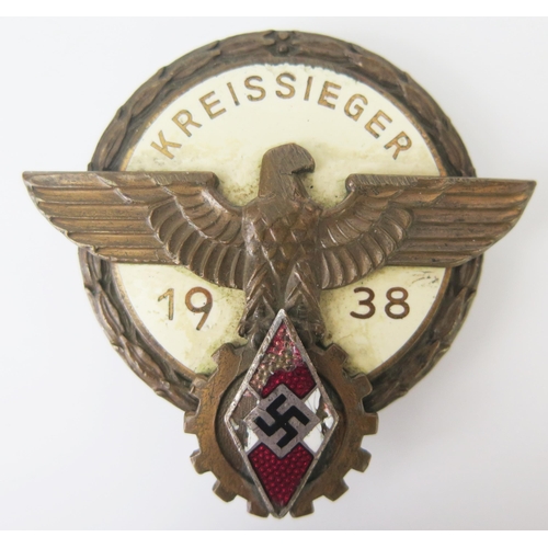 1014 - A Third Reich period, Kreissieger badge in the National Trade Competition.
Enamel to central lozenge... 