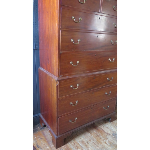 1306 - Georgian mahogany chest on chest, with dentil moulded cornice above two short and three long drawers... 