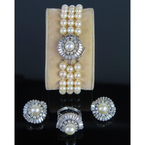 287 - A 1950's Diamond and Pearl Demi-Parure comprising a ring mounted with a single c. 9.5mm pearl with 1... 