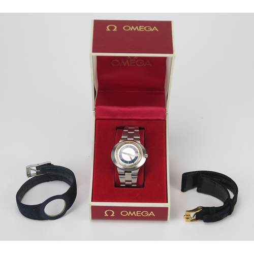 465 - An OMEGA Dynamic Ladies Automatic Steel Cased Wristwatch with steel and two leather bracelets. Runni... 