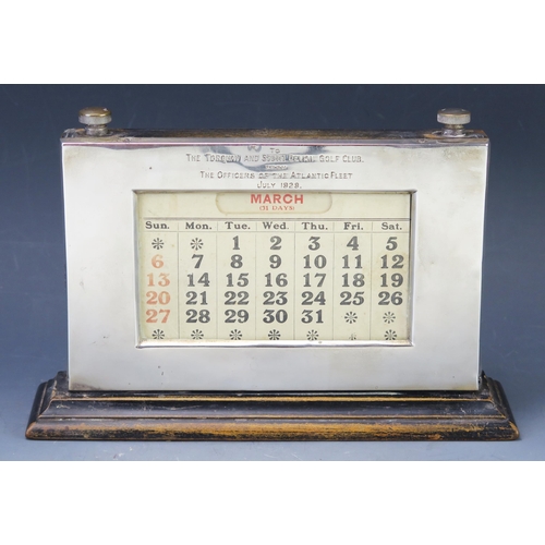 552 - A George V silver mounted desk top perpetual calender, maker W J Myatt & Co, Birmingham, 1927, inscr... 