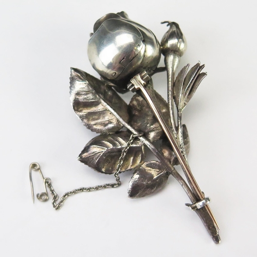 564 - A Victorian silver novelty vinaigrette, maker Edward H Stockwell, London, in the form of a spray of ... 