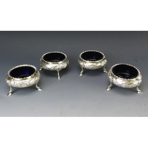 593 - A set of four Victorian silver cauldron salts, maker William Ker Reid, London, 1843, crested, with r... 