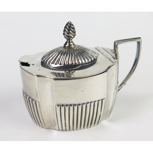 616 - A Victorian silver mustard pot and cover, maker Harrison Brothers & Howson, Sheffield, 1895, of barg... 