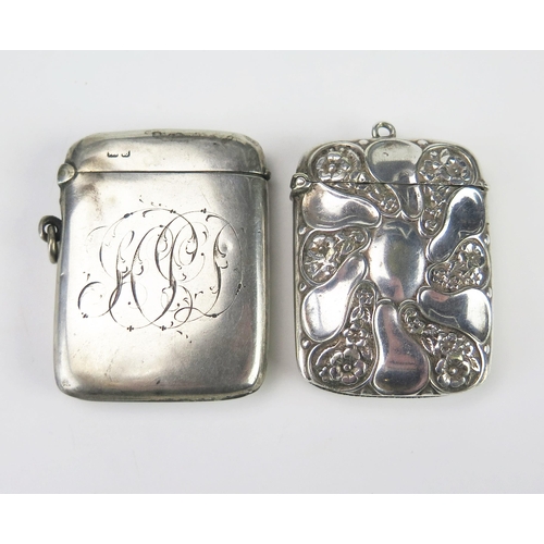 627 - An Edward VII silver vesta case, maker Henry Griffiths & Sons Ltd, Chester, 1902, monogrammed, of re... 