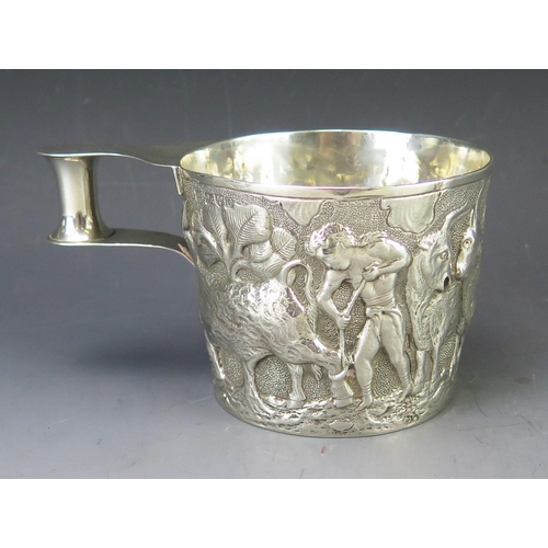 645 - An Edward VII replica silver cup after the original from the Beehive Tomb at Vaphio, by George Natha... 