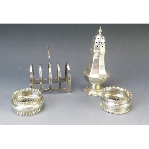 651 - A mixed collection of silver wares, various makers and dates, includes, pepperette, two napkin rings... 