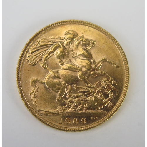 764 - An Edward VII  Gold Sovereign 1909