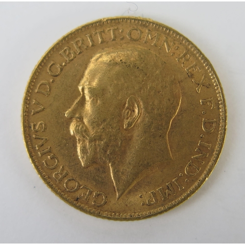 766 - A George V Gold Sovereign 1911