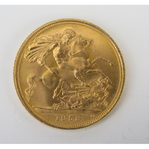 772 - An Elizabeth II Gold Sovereign 1958