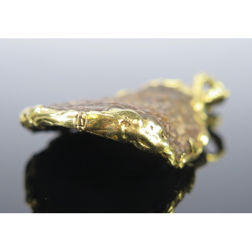 79 - An 18ct Gold Mounted Specimen Mineral, full London hallmarks (rubbed, pos. 1970), 74mm drop x 44mm w... 