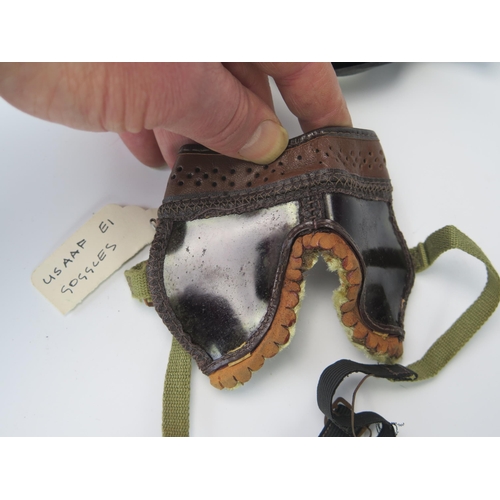 942 - An American type IV pair of goggles M-1943 in original paper envelope and a pair of American type 1 ... 