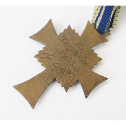 972 - A Third Reich period, Mothers Cross, bronze award, with ribbon.