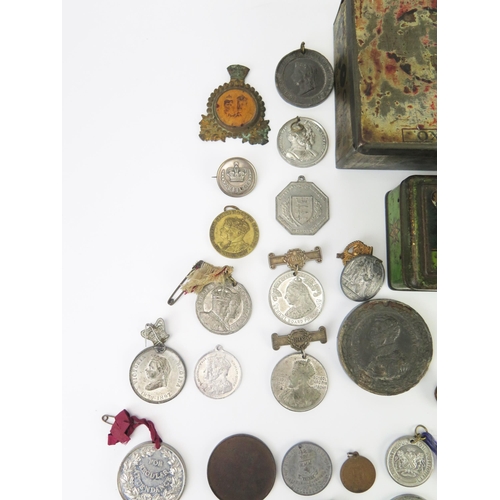 850 - A collection of 19th century and later bronze and metal commemorative medallions contained in two me... 