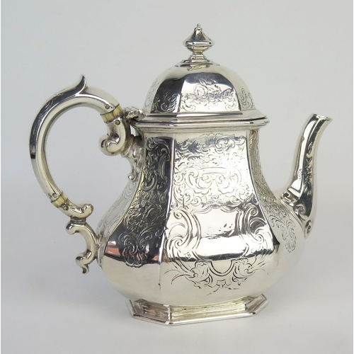 713 - A Victorian silver octagonal teapot, maker Edward, Edward Jnr, John & William Barnard, London, 1844,... 