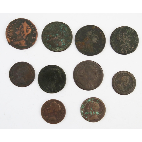 841 - Mixed English and Irish copper including 1694 Irish halfpenny, 1683(?) Irish halfpenny etc.