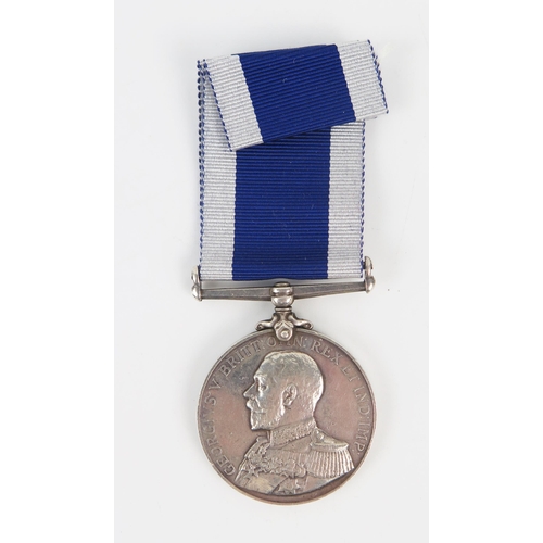 976 - A George V Naval Long Service and Good Conduct Medal to 194705 W.H. Boasden. PO. HMS Defiance.