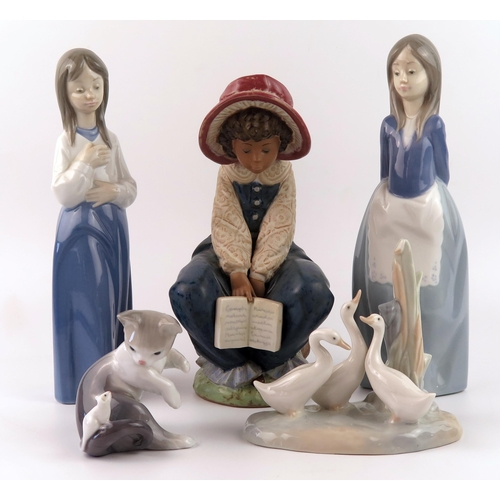 1307 - Five assorted LLadro and Nao porcelain figurines, includes seated girl in a bonnet, cat and mouse, g... 